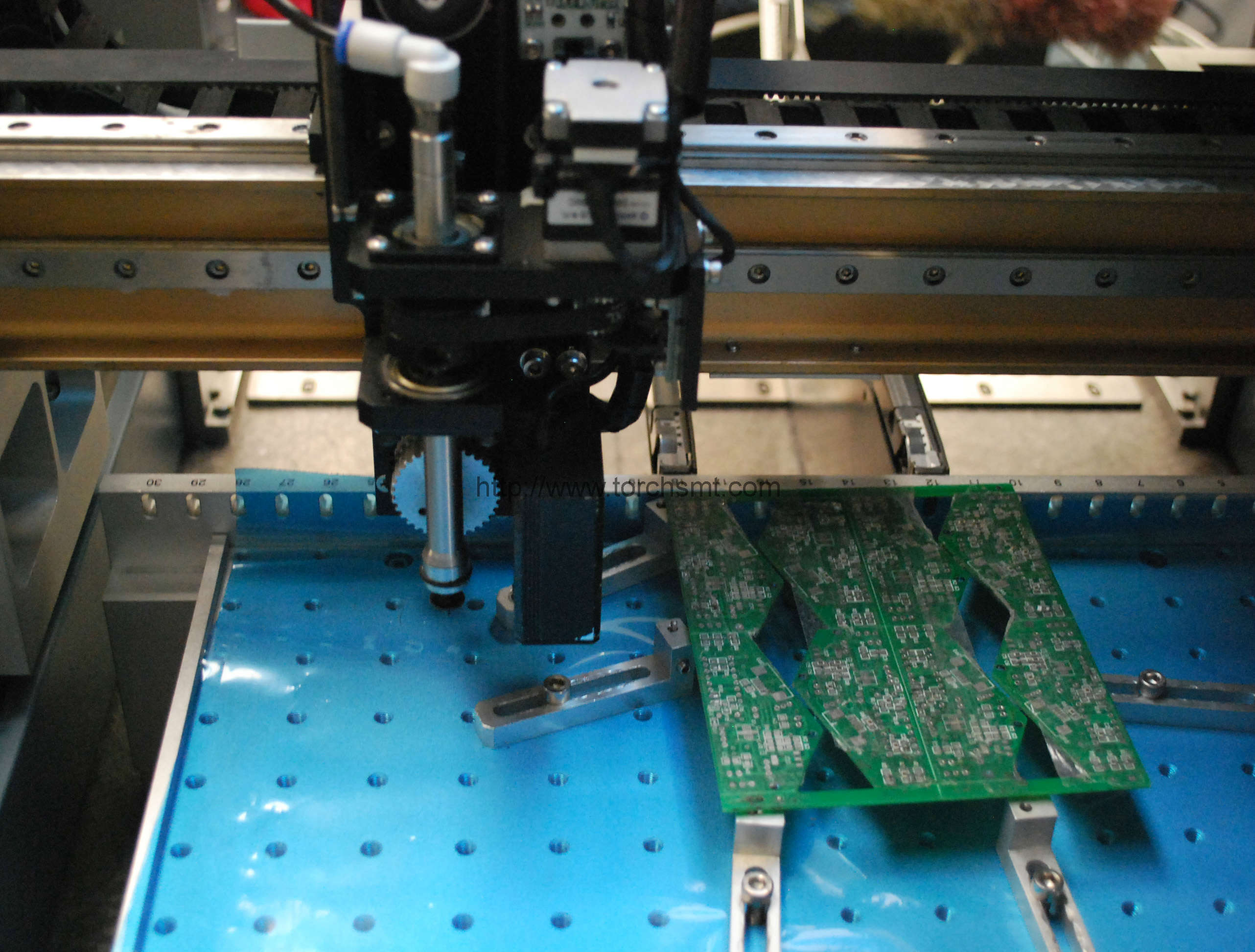 Automatic Mounter TP300V
